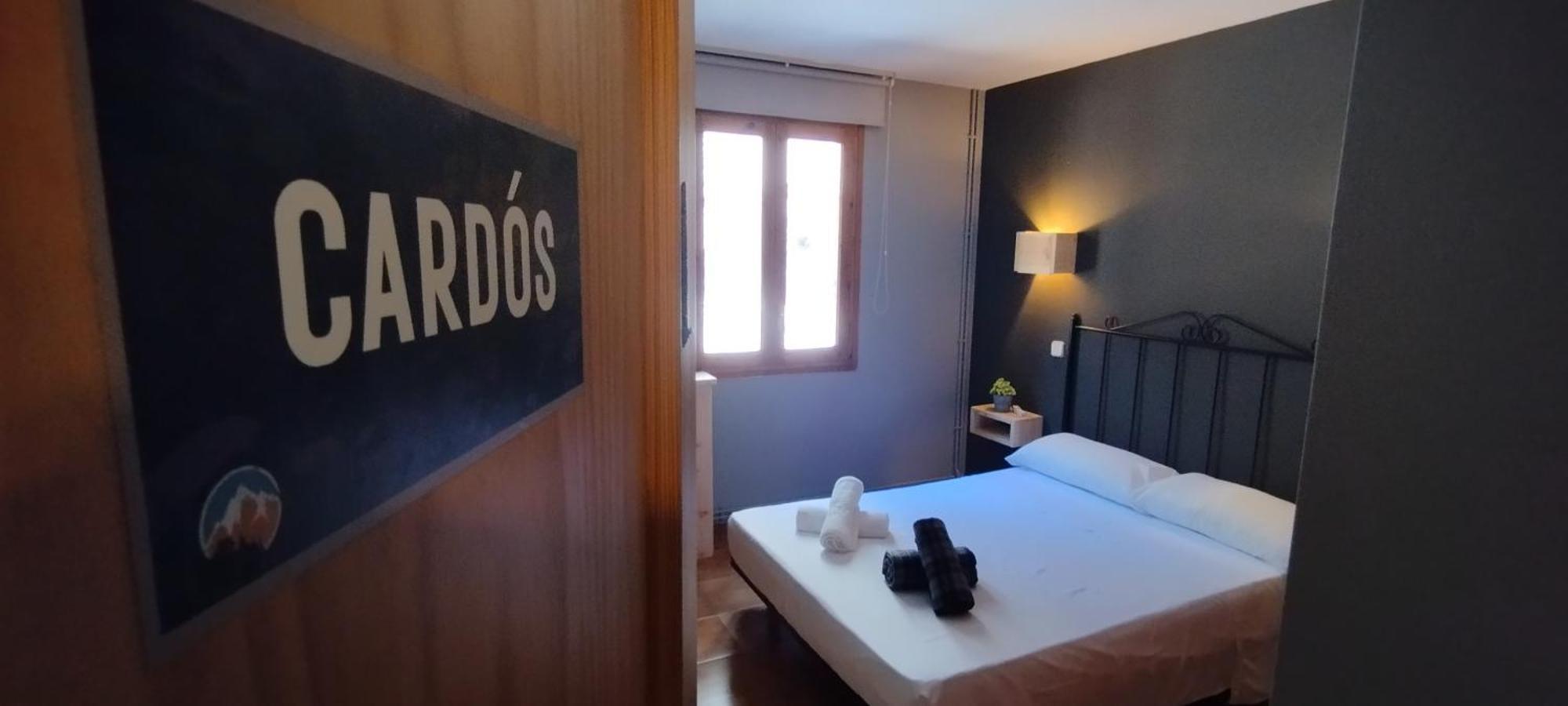 Hostal Casa Pirineus & Deportes De Aventura Baró Esterno foto